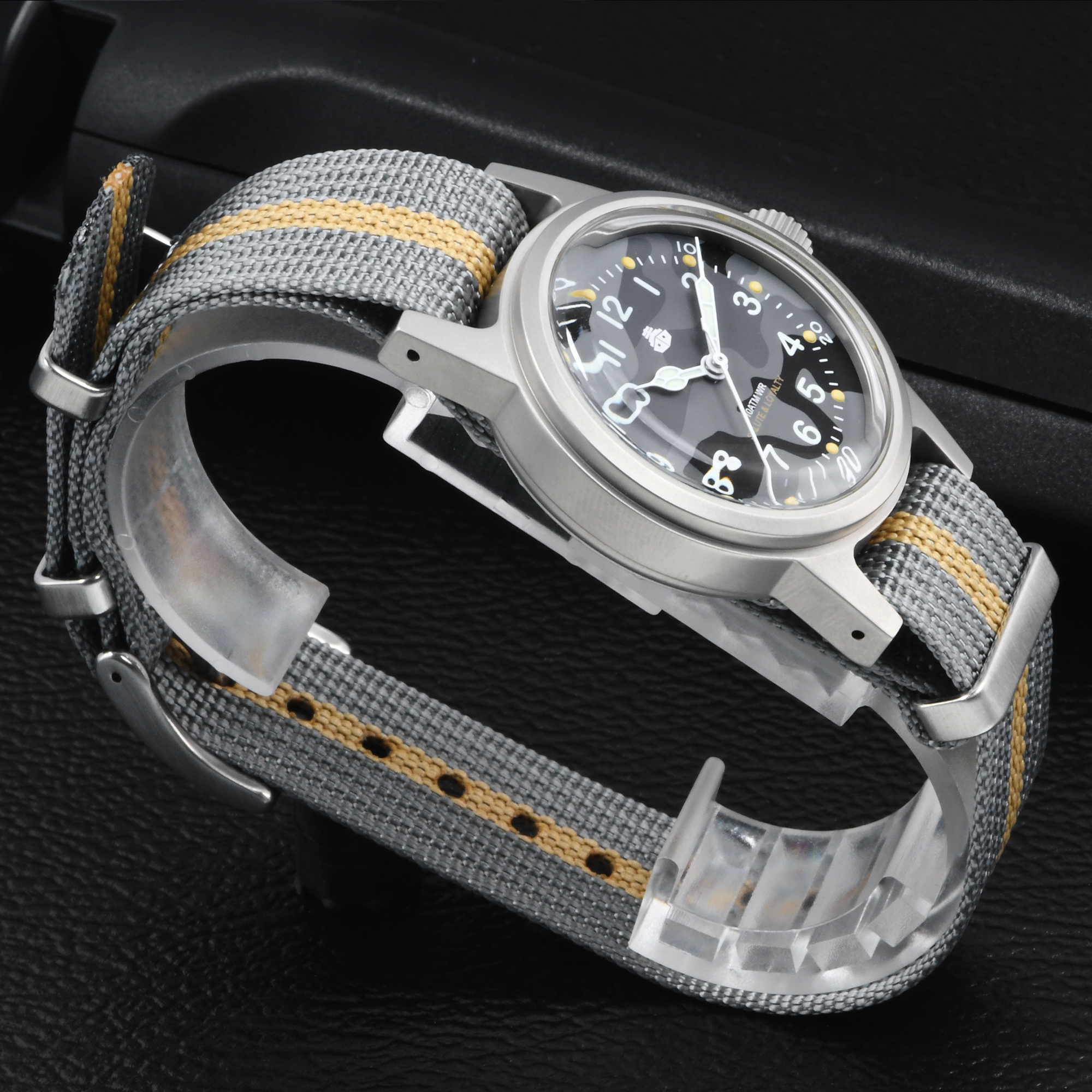 TEKAPO Replica World War II Re - مراجعة Canvas Strap Watch وسعره