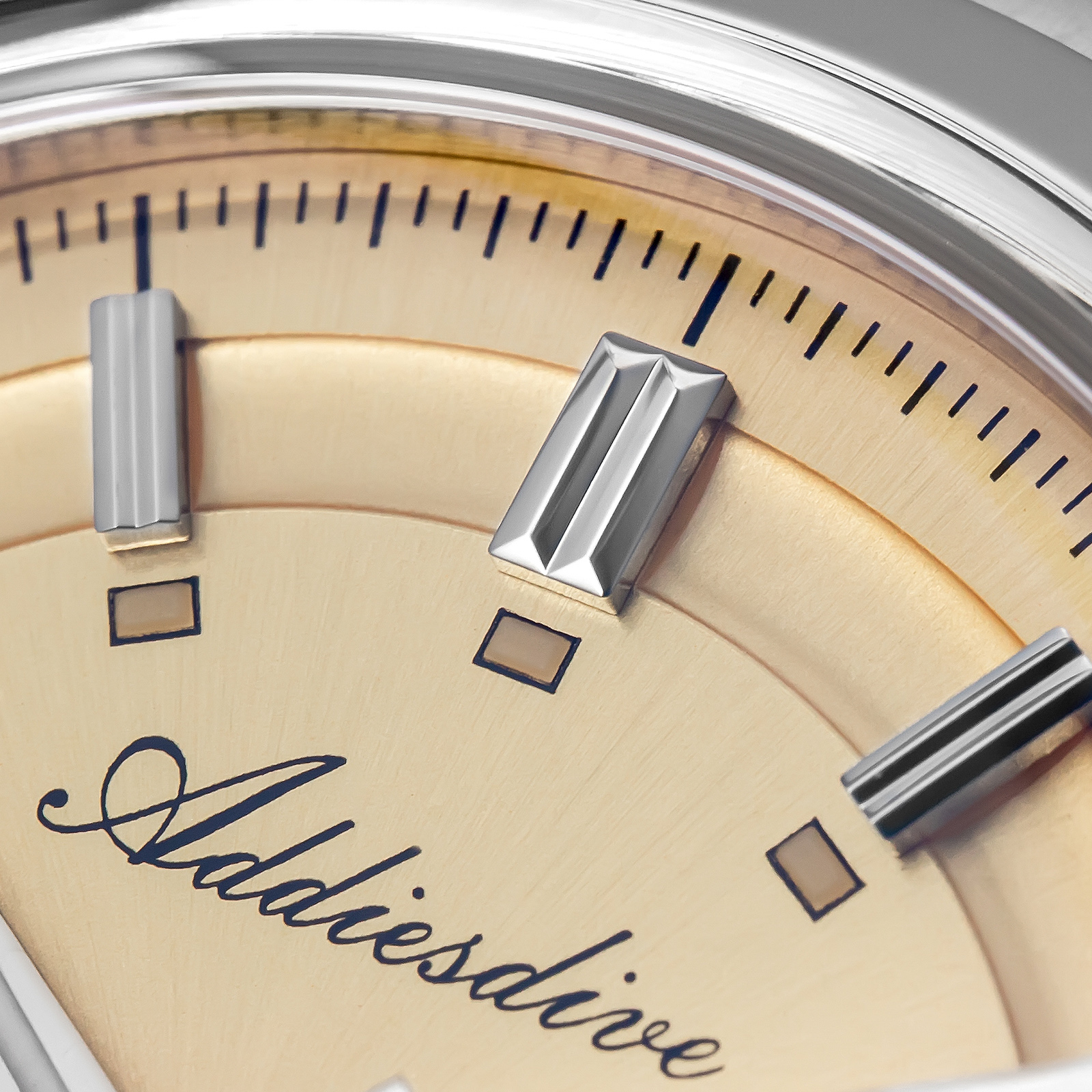 ADDIESDIVE Super Luminous Japa - مراجعة Stainless Bracelet Diver وسعره