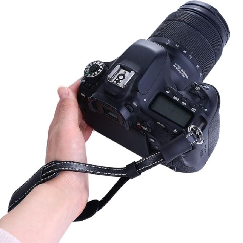 Quick Release Camera Wrist Str - مراجعة Leather Strap Quick Release وسعره