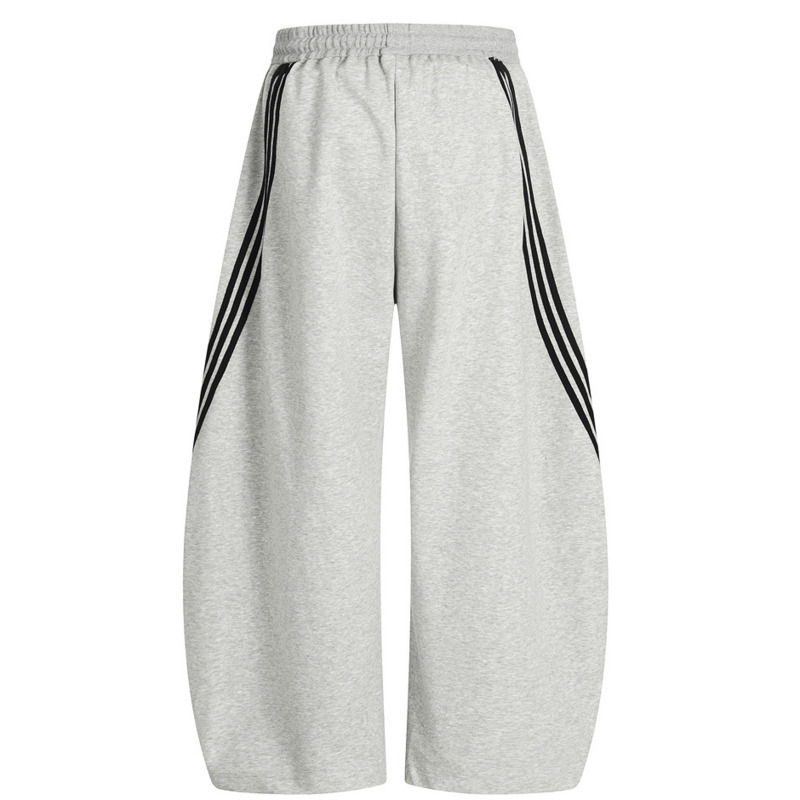 Men's trendy streetwear style, - مراجعة Curved Spring Bar وسعره
