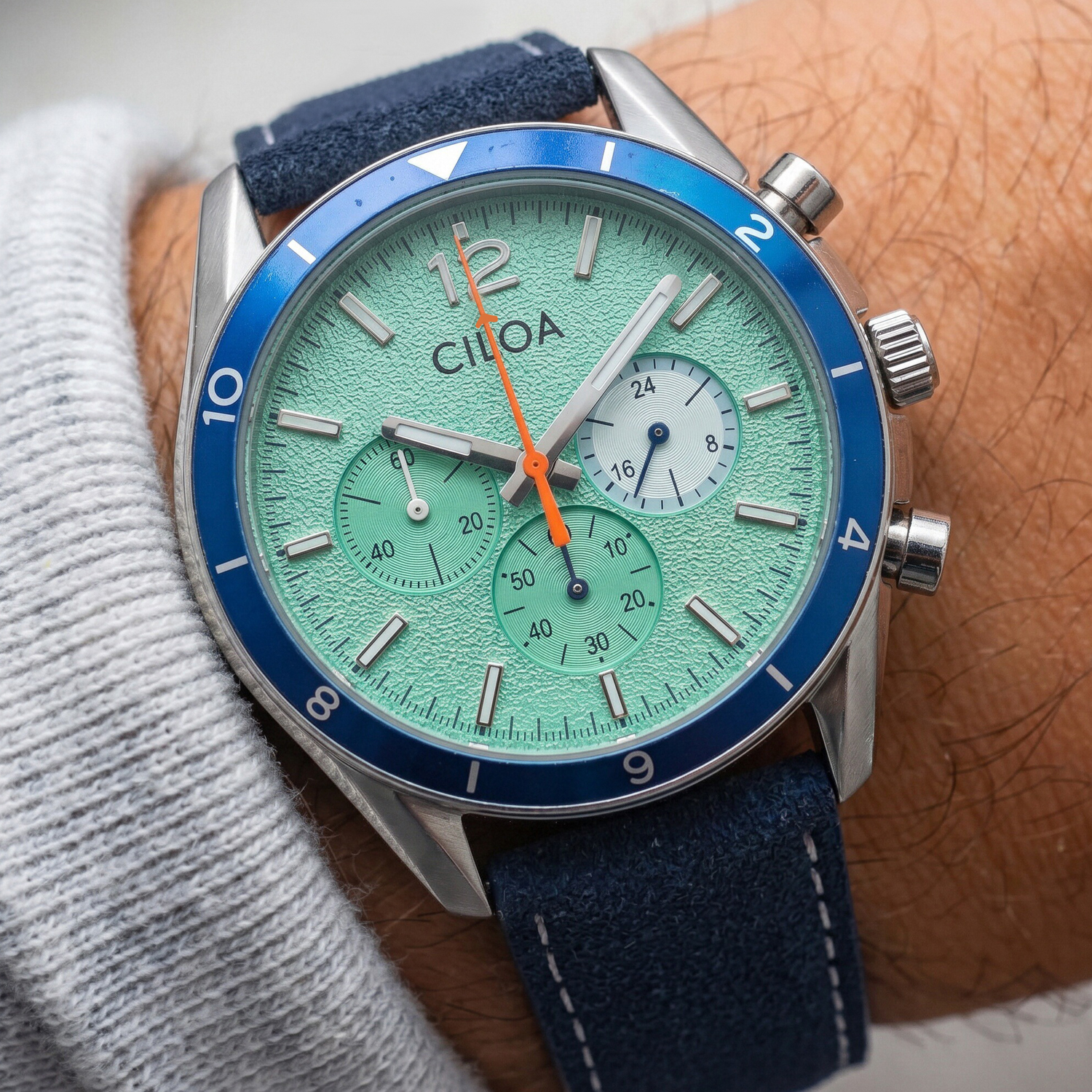 CILOA Men's Chronograph Watch  - مراجعة Suede Strap Watch وسعره