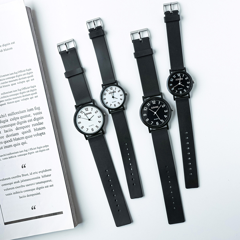 Simple Black Watch Quartz Watc - مراجعة Silicone Band Women وسعره